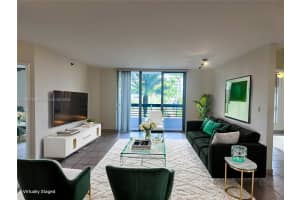 3600 Mystic Pointe Dr 511, Aventura