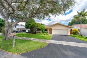 10421 Sw 146th Pl Miami, FL 33186 - MLS#A11899789
