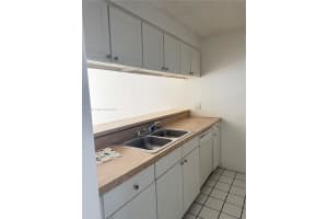 8100 Geneva Ct 145 Doral, FL 33166 - MLS#A11899841