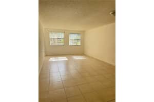 8100 Geneva Ct 145 Doral, FL 33166 - MLS#A11899841