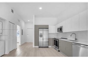 110 N Foster Rd 109b Hallandale Beach, FL 33009 - MLS#A11899844