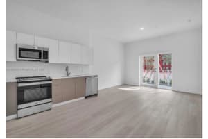 110 N Foster Rd 109b Hallandale Beach, FL 33009 - MLS#A11899844