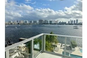 17111 Biscayne Blvd 409 North Miami Beach, FL 33160 - MLS#A11899847