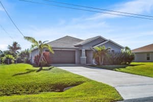 358 Pembroke St Lehigh Acres, FL 33974 - MLS#A11899873