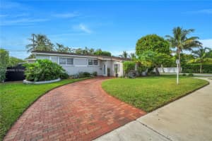 7910 Sw 17th St, Miami 7910 Sw 17th St, Miami