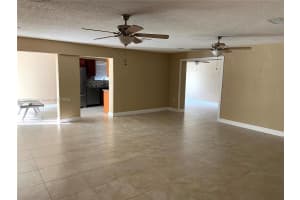 6407 Sw 5th St Pembroke Pines, FL 33023 - MLS#A11899911