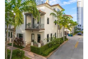 8449 Nw 51st Ter Doral, FL 33166 - MLS#A11899926