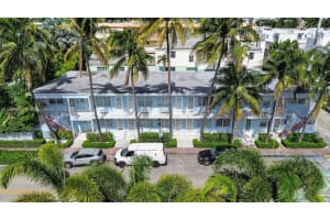 635 8th St 205, Miami Beach