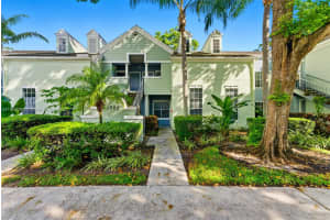 1000 Crystal Way E Delray Beach, FL 33444 - MLS#A11900008