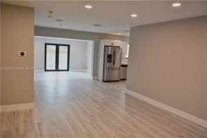 3130 Pierce St Hollywood, FL 33021 - MLS#A11900039