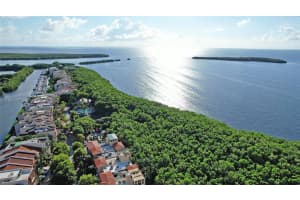 6223 Paradise Point Dr Palmetto Bay, FL 33157 - MLS#A11900057