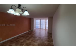 851 Three Islands Blvd 117 Hallandale Beach, FL 33009 - MLS#A11900101