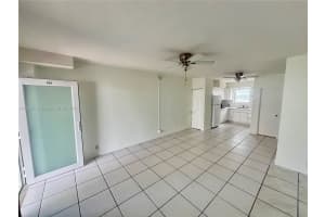 158 Ocean Dr 406 Miami Beach, FL 33139 - MLS#A11900117