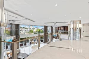 6000 Island Blvd 801, Aventura