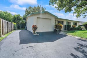 12108 Colony Ave Palm Beach Gardens, FL 33410 - MLS#A11900133