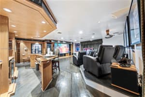 5820 Palm Tree Rd Plantation, FL 33317 - MLS#A11900149