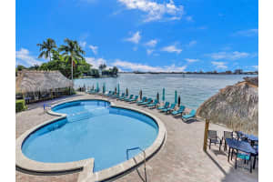 10350 W Bay Harbor Dr Phn Bay Harbor Islands, FL 33154 - MLS#A11900158