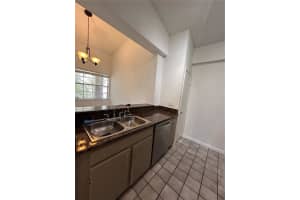 2841 N Oakland Forest Dr 211 Oakland Park, FL 33309 - MLS#A11900165