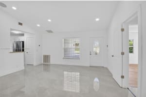 5276 Pine Tree Dr Delray Beach, FL 33484 - MLS#A11900264