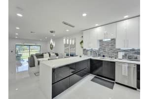 21860 Arriba Real 4-d, Boca Raton