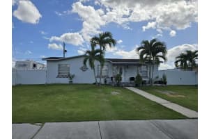 12530 Sw 185th St, Miami