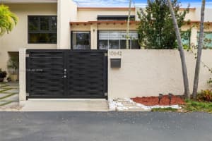 10642 Sw 79th Ter Miami, FL 33173 - MLS#A11900308
