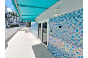 2011 Bay Dr 1 Miami Beach, FL 33141 - MLS#A11900340