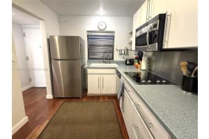 1250 Lincoln Rd 210 Miami Beach, FL 33139 - MLS#A11900436