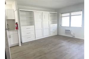 5821 Ne 18th Ave 3 Fort Lauderdale, FL 33334 - MLS#A11900464