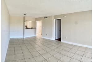 4235 N University Dr 310 Sunrise, FL 33351 - MLS#A11900468