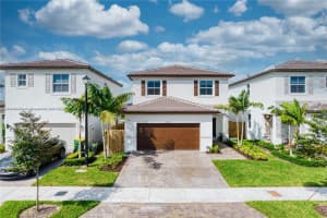 2444 Se 24th Ave Homestead, FL 33035 - MLS#A11900499