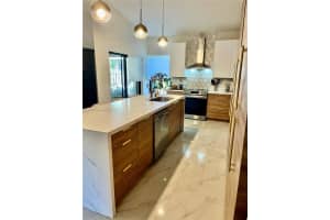 6201 Portsmouth Ln Davie, FL 33331 - MLS#A11900581