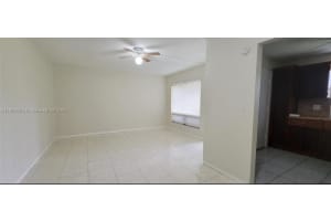 1711 Nw 46th Ave 125 Lauderhill, FL 33313 - MLS#A11900583