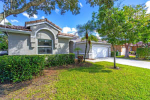 425 Sw 198th Ter . Pembroke Pines, FL 33029 - MLS#A11900616