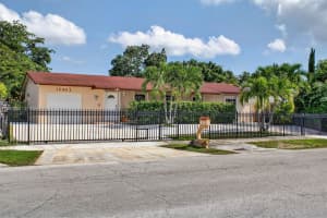 15403 Sw 107th Ct Miami, FL 33157 - MLS#A11900621