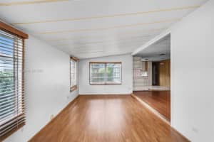 8360 Sw 21st St Davie, FL 33324 - MLS#A11900622