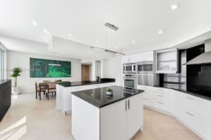 1331 Brickell Bay Dr 3711 Miami, FL 33131 - MLS#A11900636