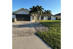 609 Se 2nd Tr Cape Coral, FL 33990 - MLS#A11900736