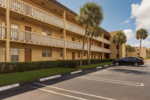 6300 Nw 62nd St 101, Tamarac