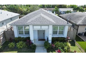 280 NE 35th St, Oakland Park, FL 33334, - MLS#A11900765