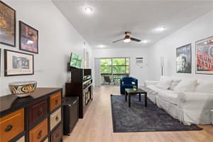 6580 Santona St A42 Coral Gables, FL 33146 - MLS#A11900778