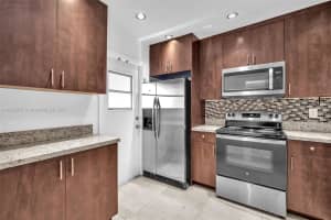 5790 Stirling Rd 304 Hollywood, FL 33021 - MLS#A11900807