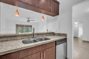 5790 Stirling Rd 304 Hollywood, FL 33021 - MLS#A11900807