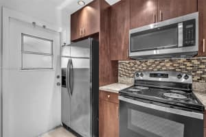 5790 Stirling Rd 304 Hollywood, FL 33021 - MLS#A11900807