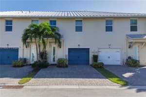 4810 Eucalyptus Dr 3 Hollywood, FL 33021 - MLS#A11900817