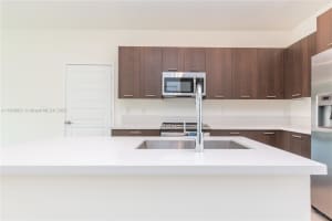 4640 Nw 84th Ave 46 Doral, FL 33166 - MLS#A11900821