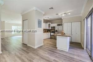 16225 Emerald Cove Rd Weston, FL 33331 - MLS#A11900824