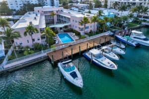 6881 Bay Dr 7, Miami Beach