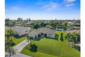 166 SE 20th St, Cape Coral, FL 33990, Sold 01/27/26