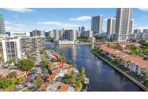 345 Leslie Dr Hallandale Beach, FL 33009 - MLS#A11900850